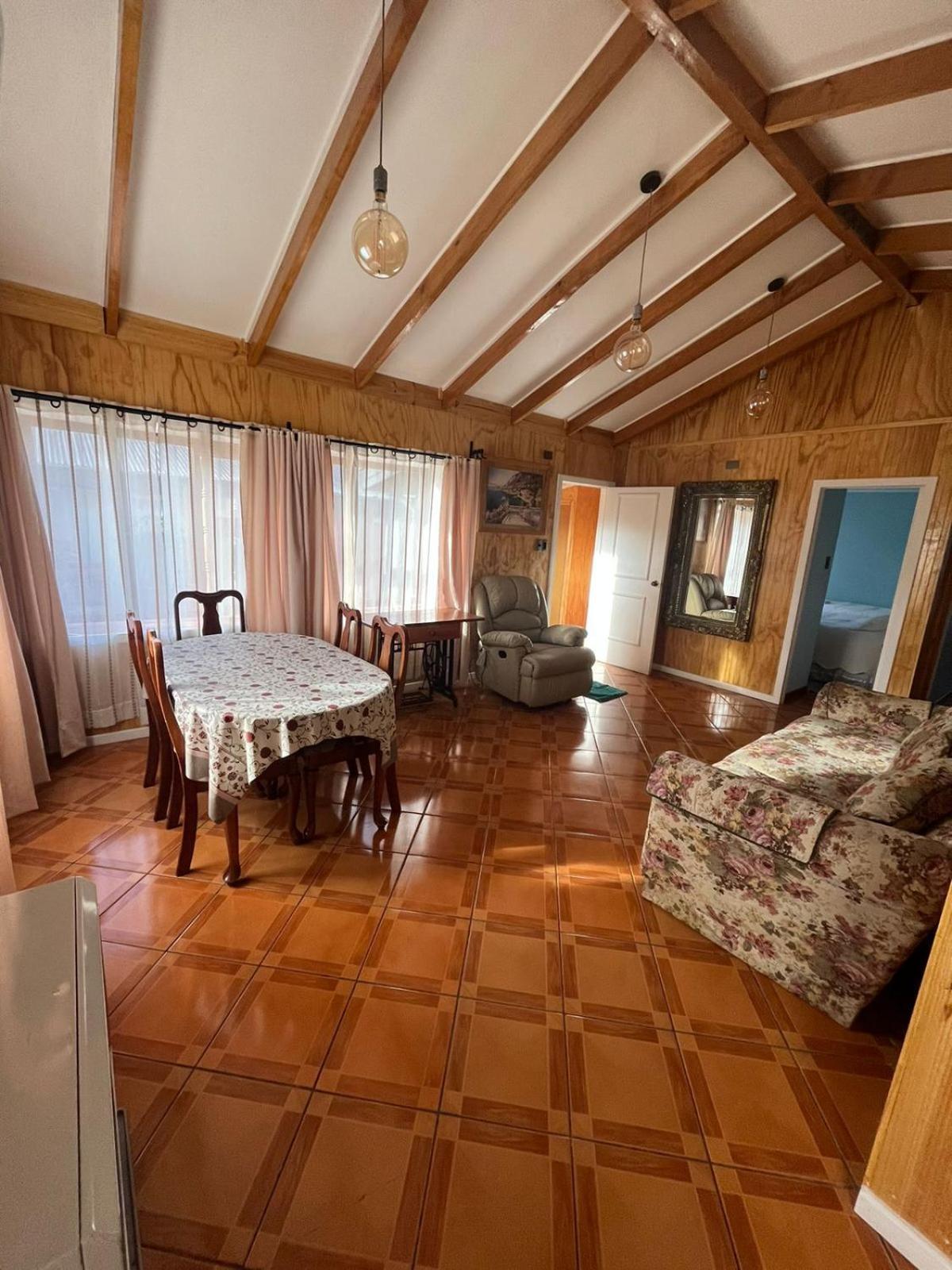 Cabanas Espanol Coyhaique Extérieur photo