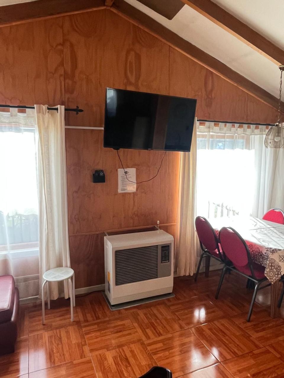Cabanas Espanol Coyhaique Extérieur photo
