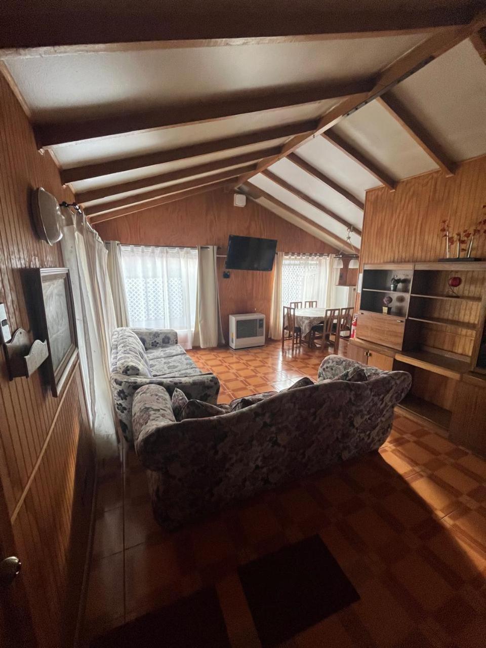 Cabanas Espanol Coyhaique Extérieur photo
